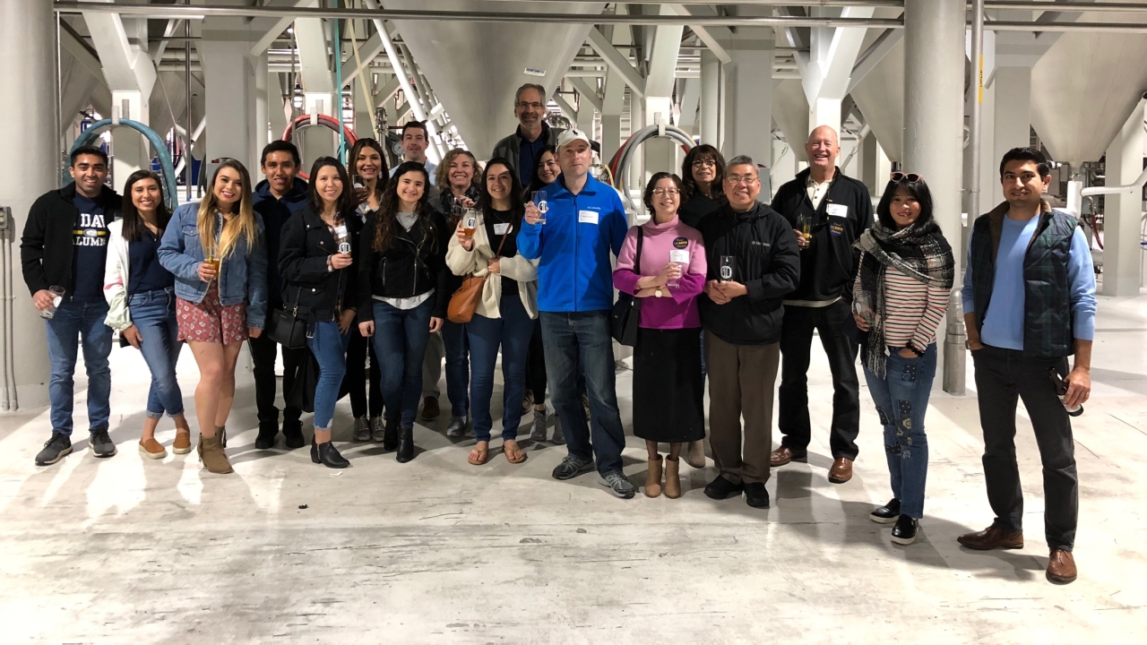 Group of UC Davis Alumni at Gordon Biersch