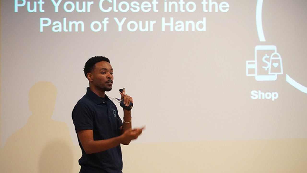 Jae Allen presents his plan for his company, Ouros, at the UC Davis Startup Center’s spring 2022 Demo Day, where he won a Mentor’s Choice Award. (Courtesy photo)