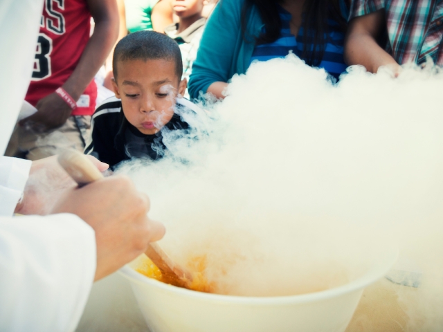 image of liquid nitrogen-frozen sorbet being made