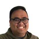 Headshot of Mark Cayabyab